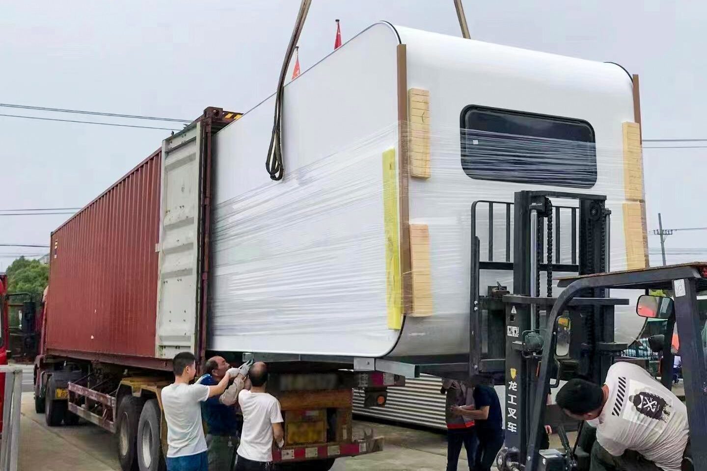 apple cabin shipping